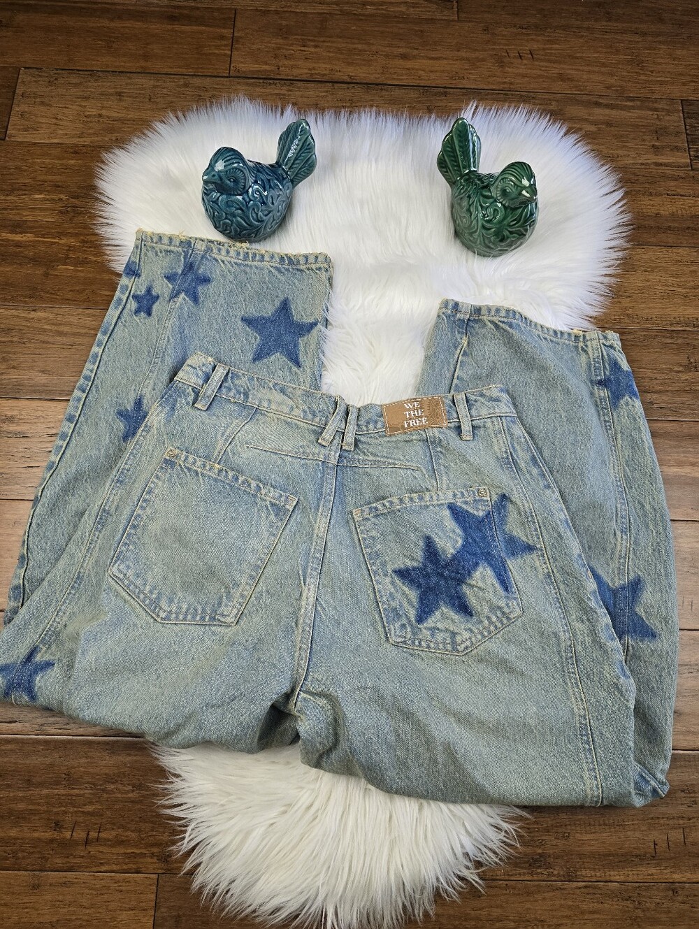 We The Free RARE Shadow Star Good Luck Barrel Jeans 28 - Picture 13 of 16